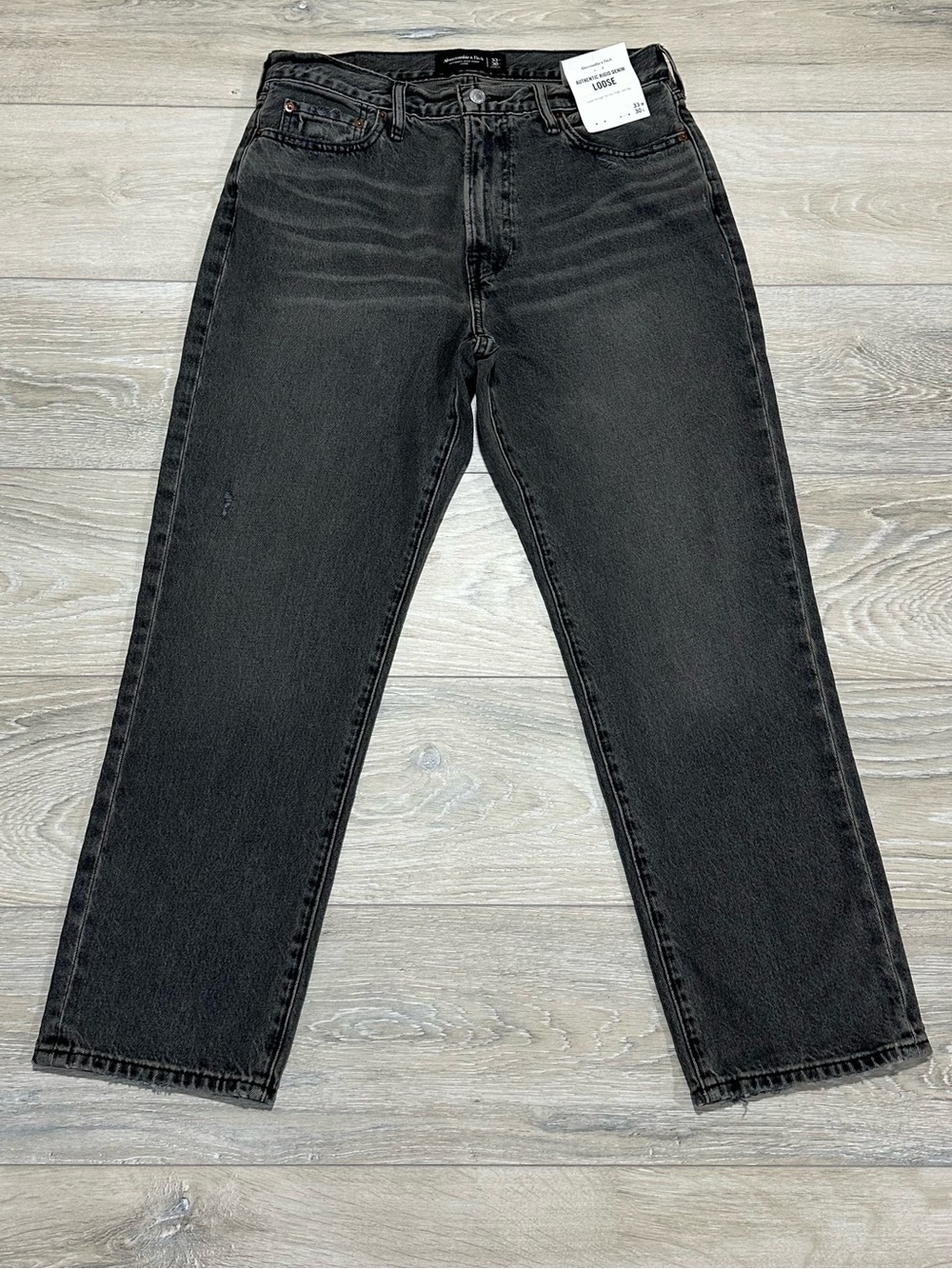 NWT Abercrombie & Fitch Loose Authentic Rigid Denim Washed Black Jeans 33x30